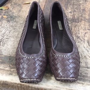 Bottega Veneta, woven leather flats